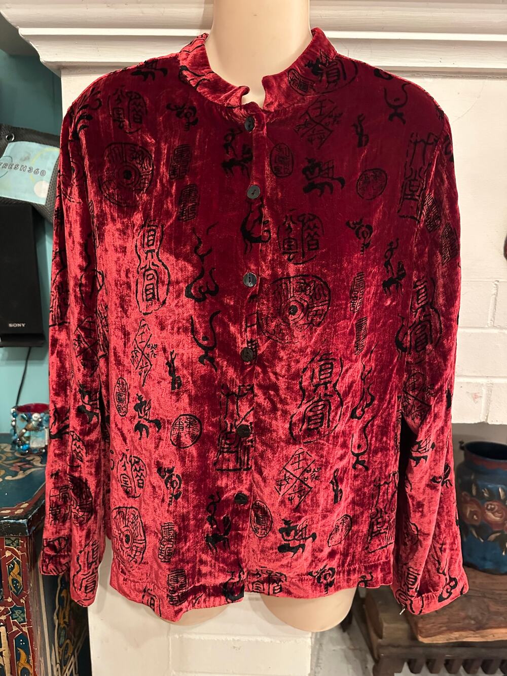 GORGEOUS SHIMMERY BURGUNDY RAYON/SILK VELVET ASIAN BLOUSE TOP